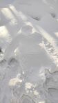 雪地中的腳印痕跡