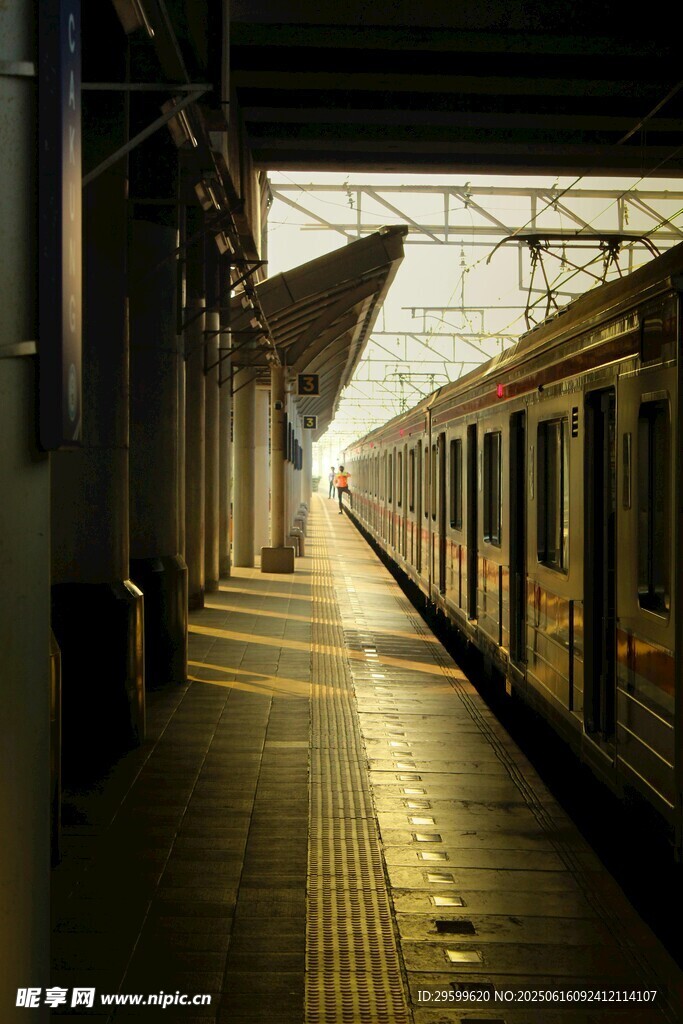 車站 列車 