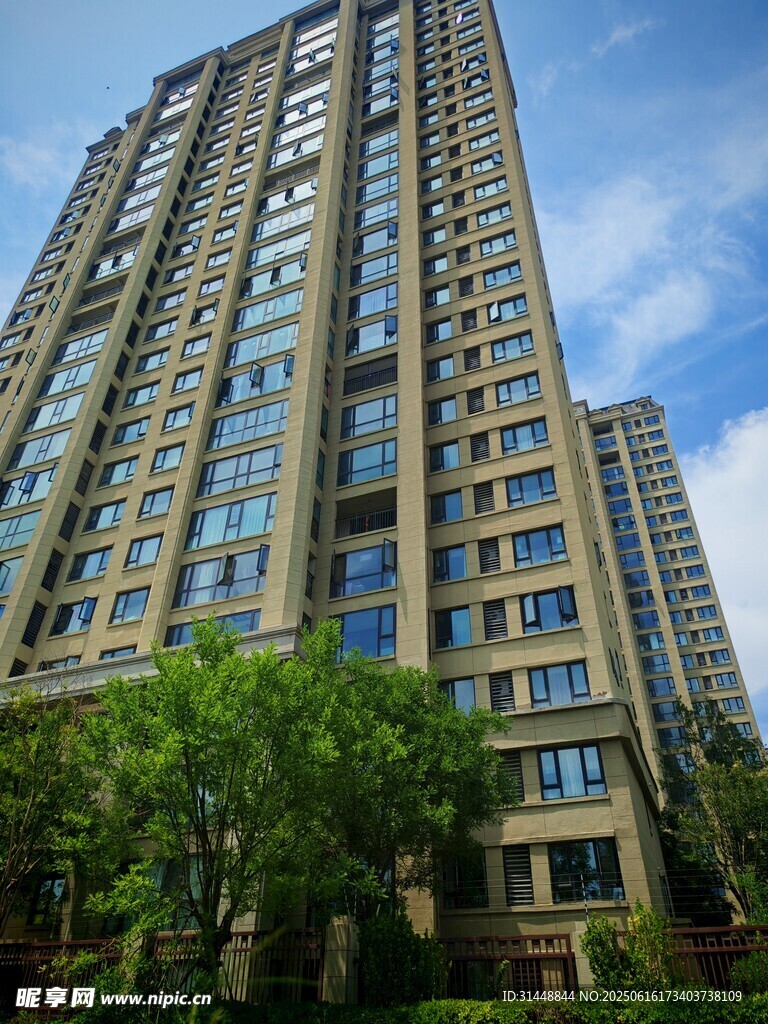 高層住宅樓外觀景觀