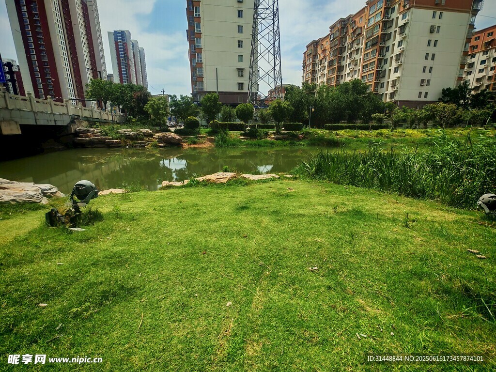 城市河畔綠地景觀