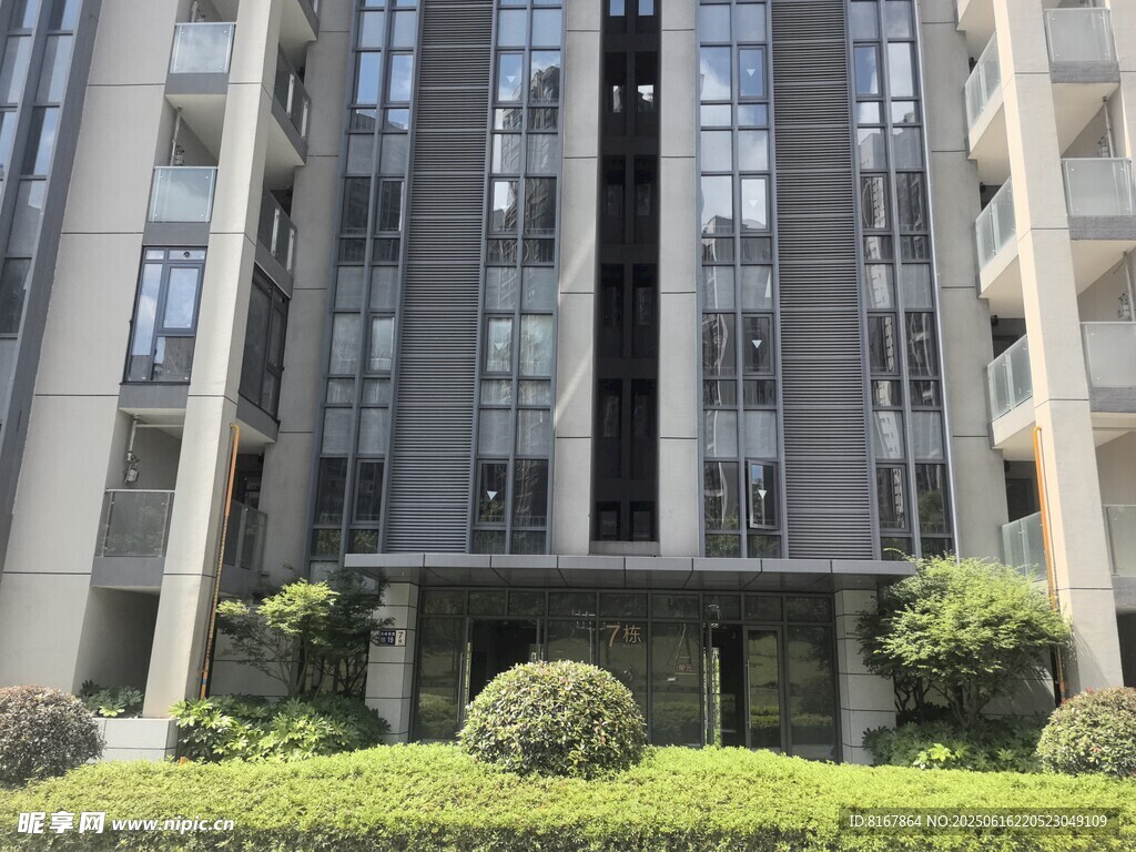 現代風格高層住宅外觀