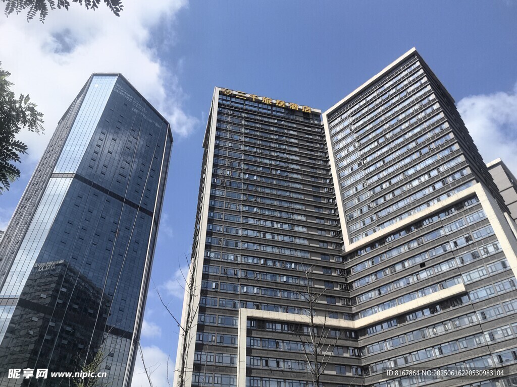 現代都市摩天大樓景觀