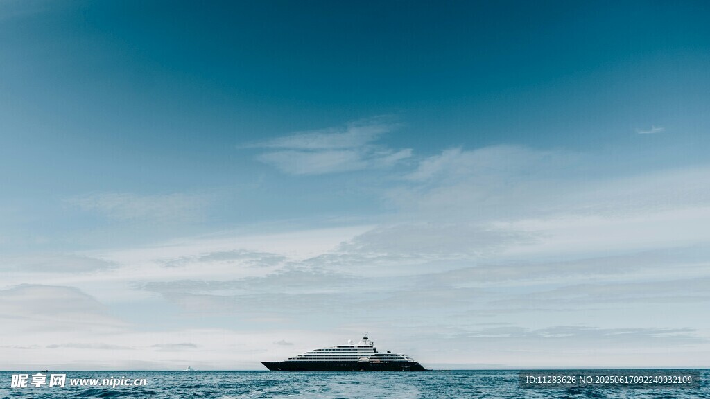 海上游艇