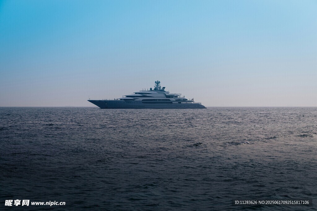 海上豪華游艇