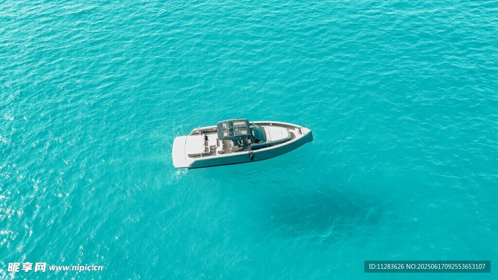 海上孤舟