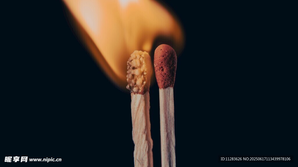 燃燒的火柴