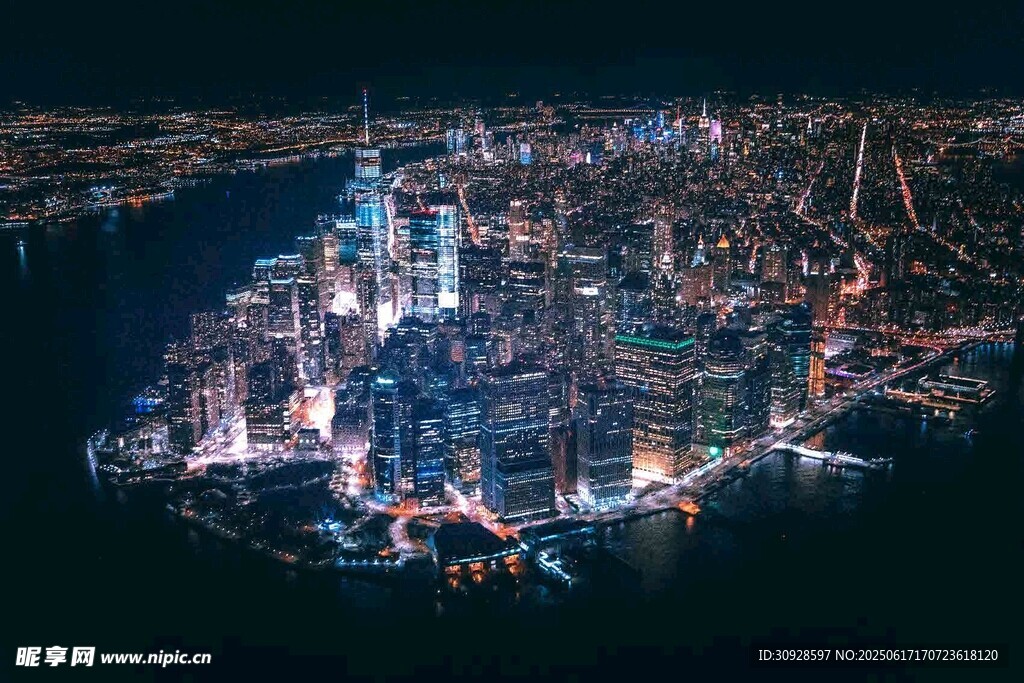 璀璨都市夜景俯瞰圖