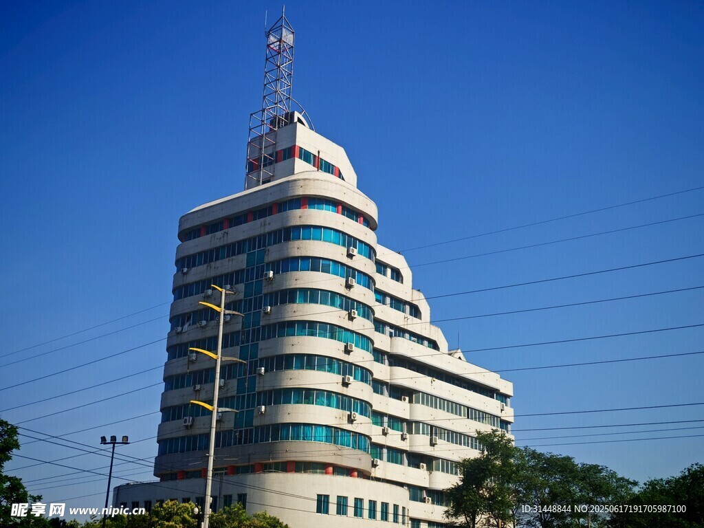 現代高樓大廈外觀景致