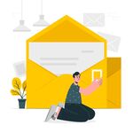 坐在信封旁使用手機(jī)的人