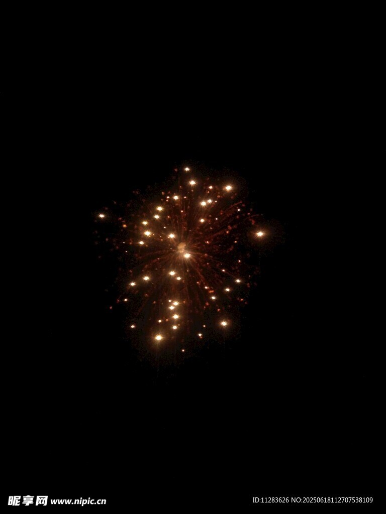夜空中閃耀的金色煙花