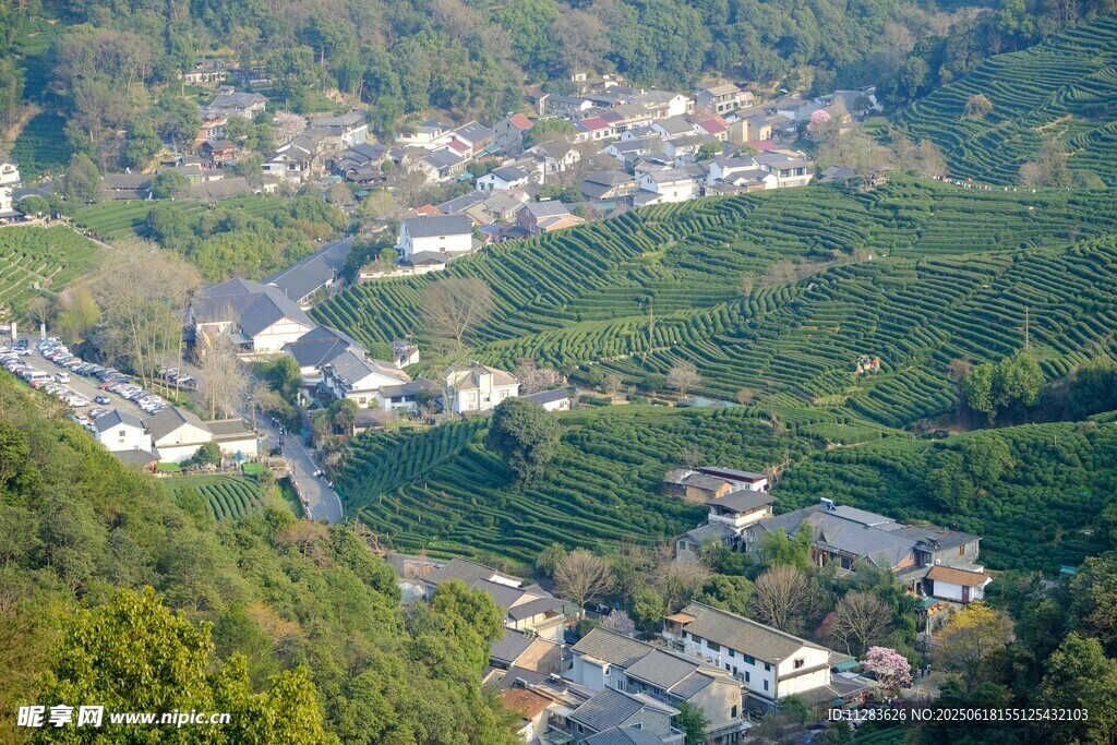 山間村落美景