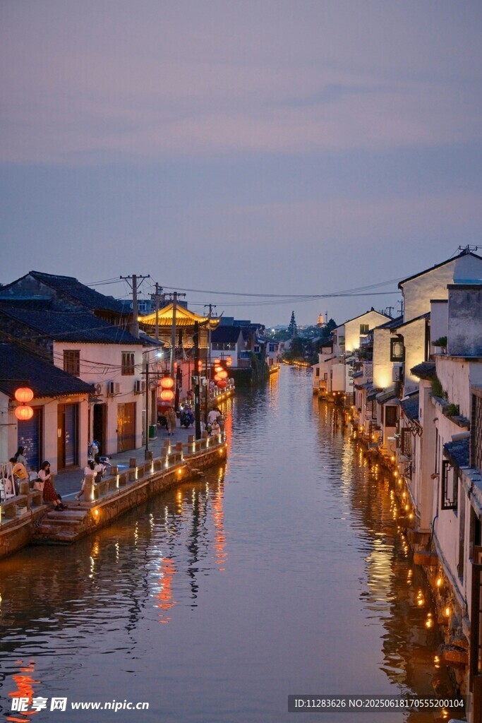 水鄉(xiāng)夜景