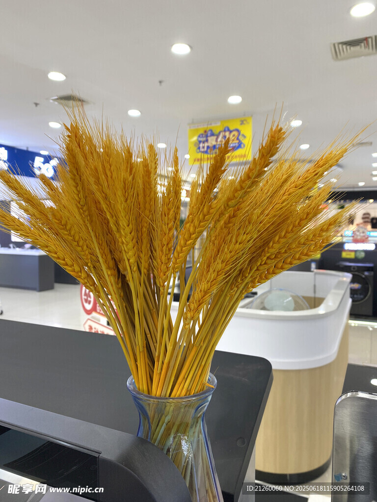 金黃麥穗裝飾