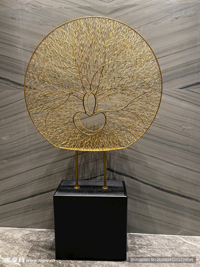 金色樹形擺件