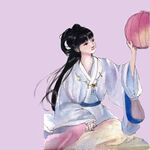 古風(fēng)女子持燈優(yōu)雅姿態(tài)