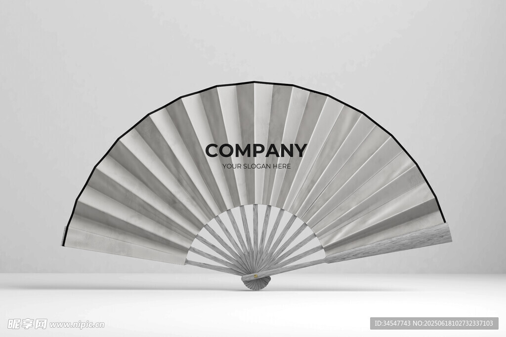 銀色折扇展示公司標識