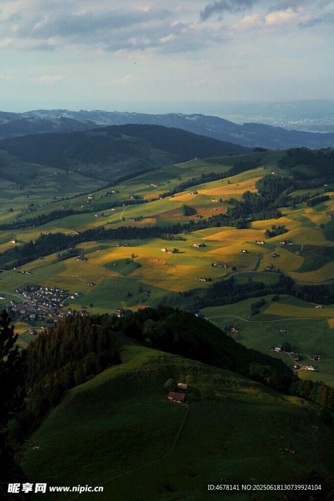 山間綠野美景
