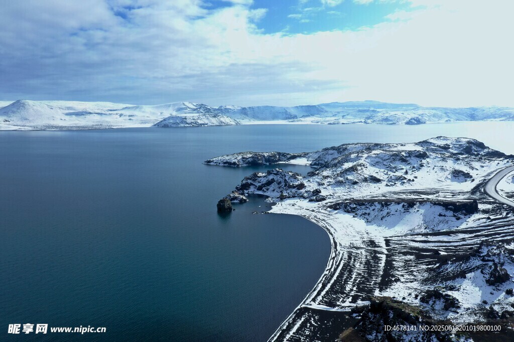 冬日海濱雪景風光