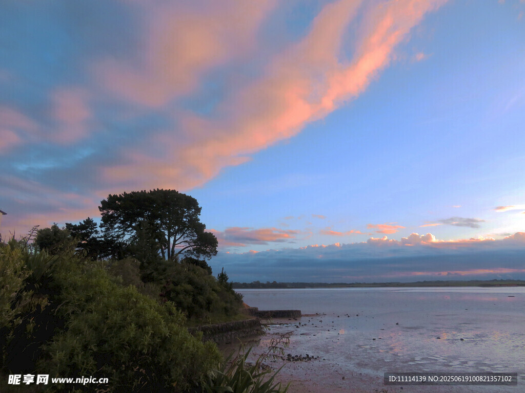 海邊黃昏美景