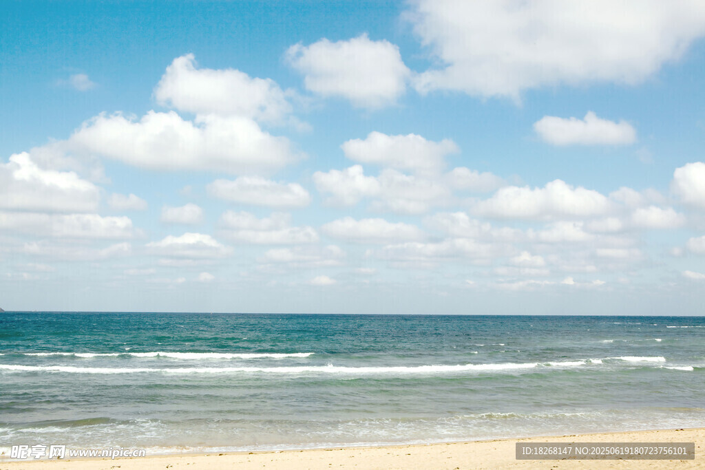 碧海藍天沙灘美麗海景