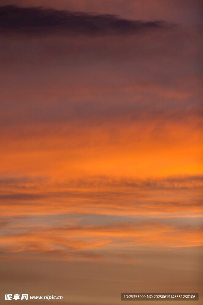 絢麗晚霞天空美景