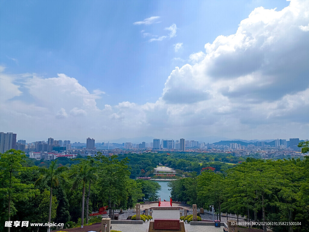 城市公園全景風光