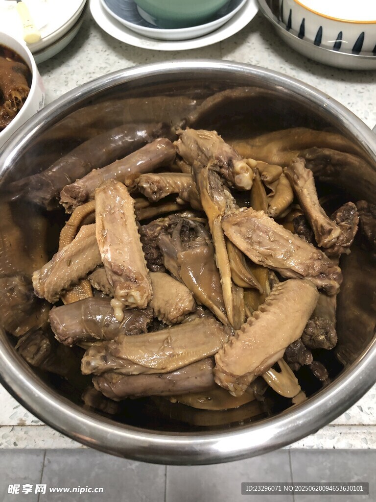 鴨翅鹵味