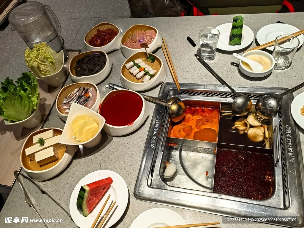 豐盛火鍋美食盛宴