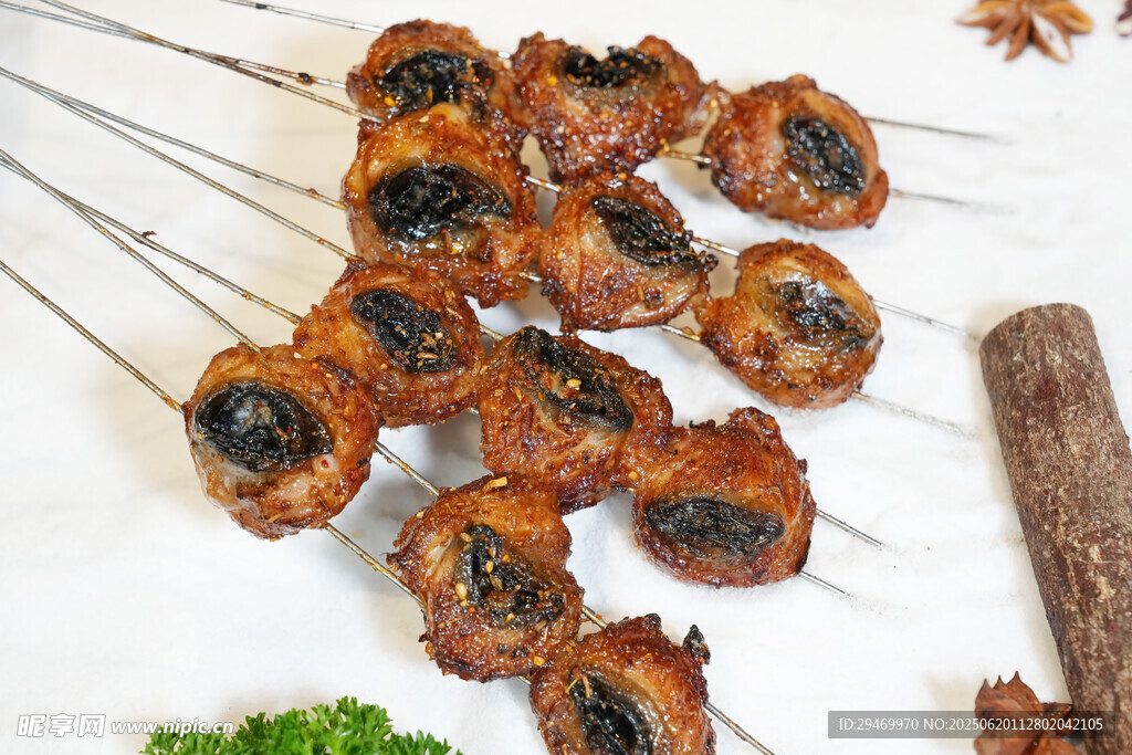 美味香菇串誘人燒烤食材