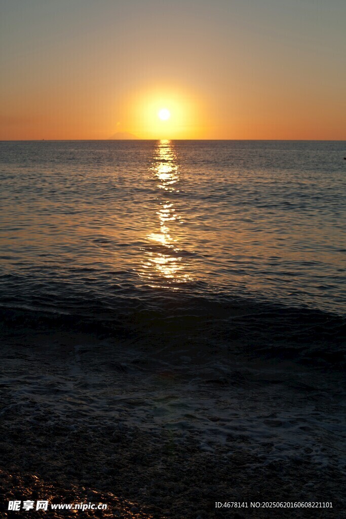 海邊日落美景