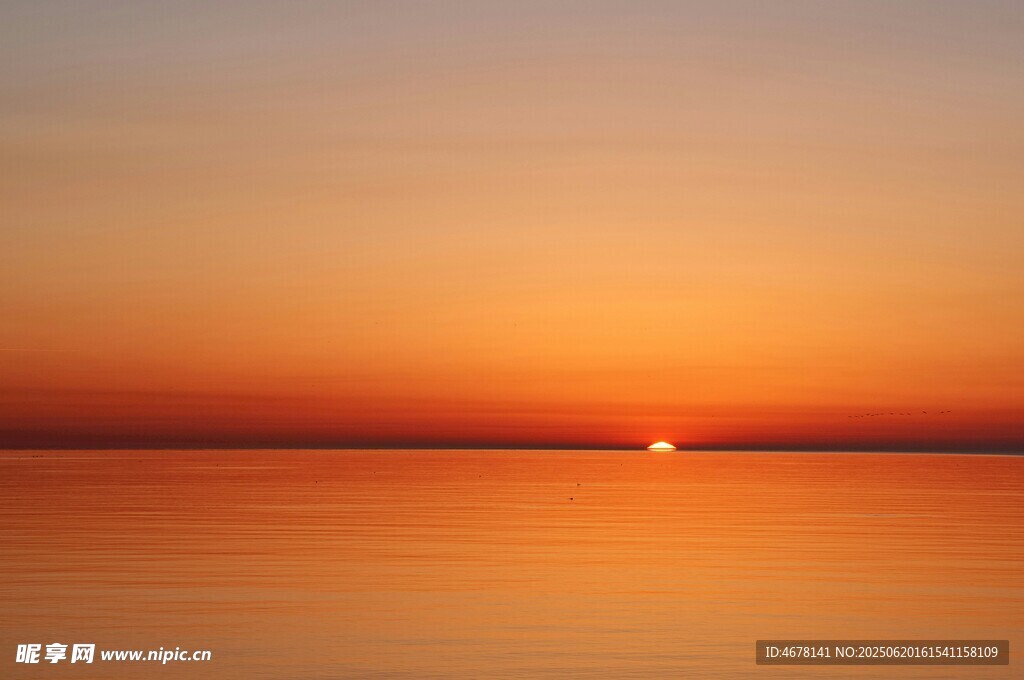 海上日落美景