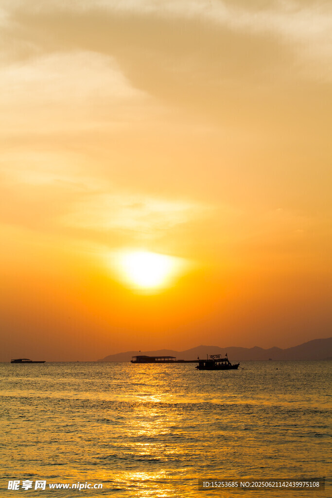 海上落日美景
