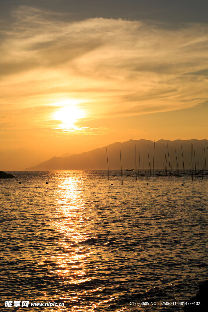 海上日落美景