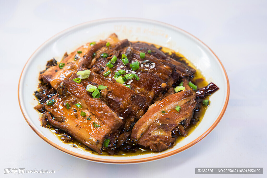  梅菜扣肉 