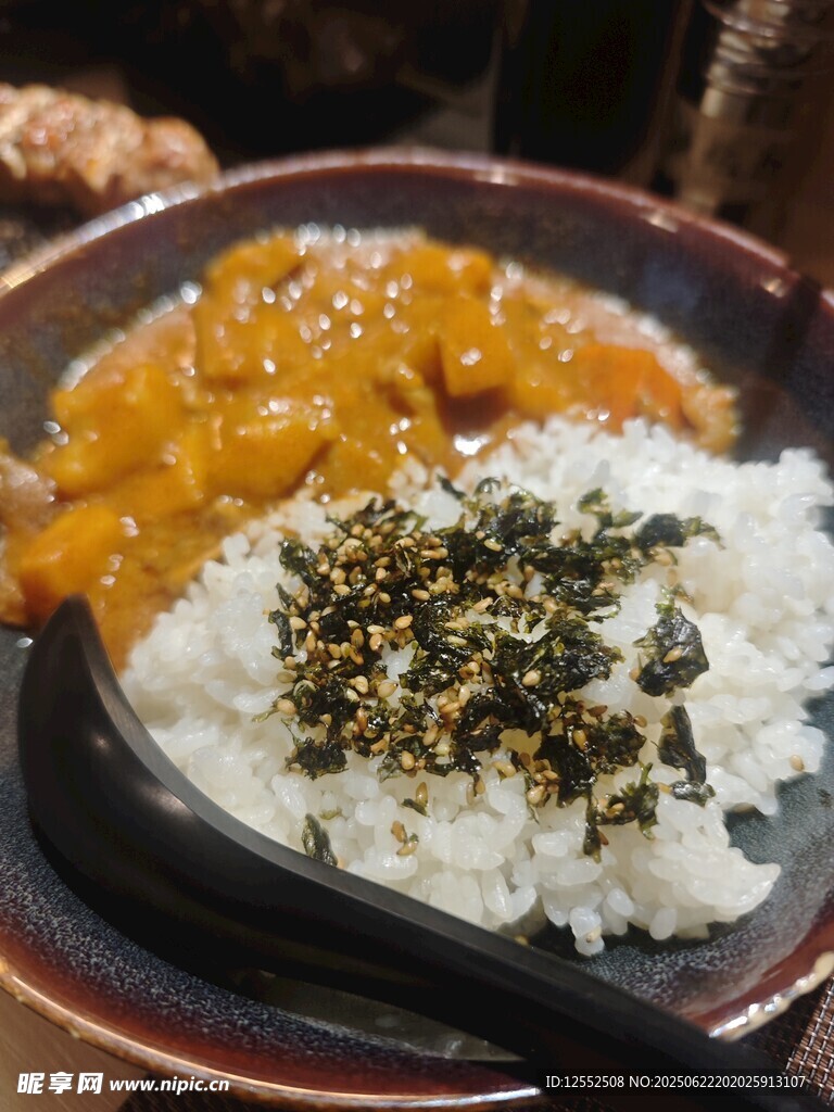 美味咖喱蓋飯