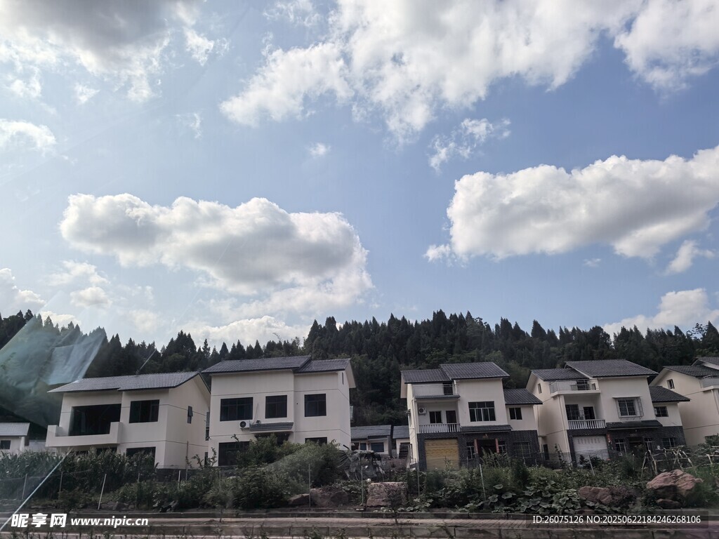 山間村落民居風景