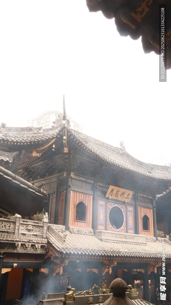 古寺焚香場景