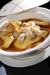 鮑魚煲雞