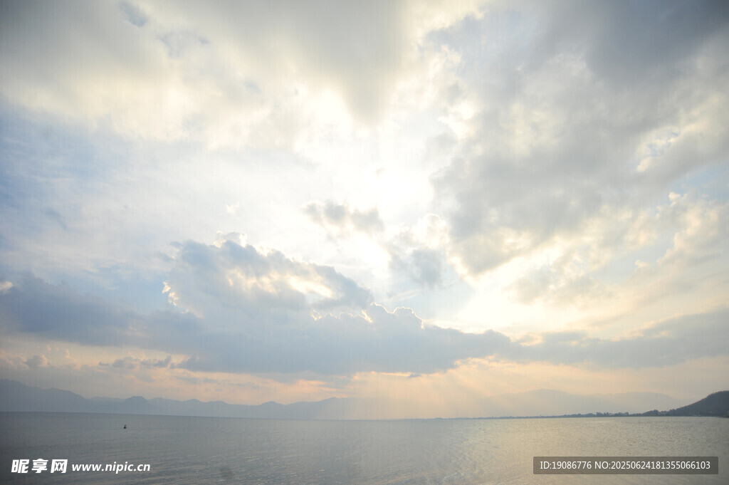 海上日出美景