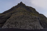 冰島獨(dú)特玄武巖山峰景觀