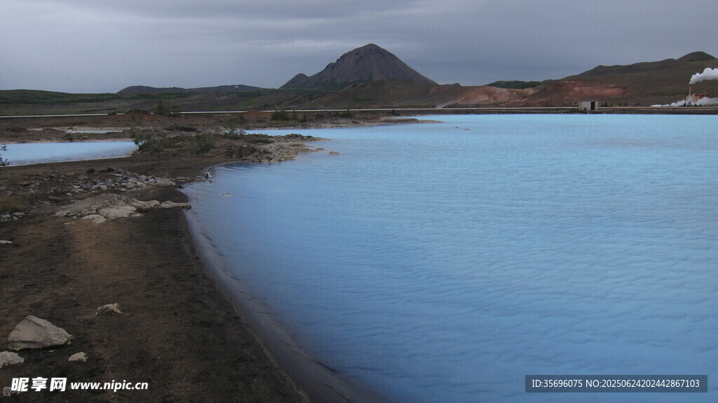 冰島藍(lán)湖美景
