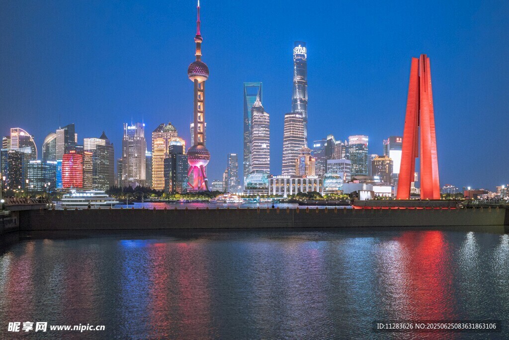 上海外灘璀璨夜景