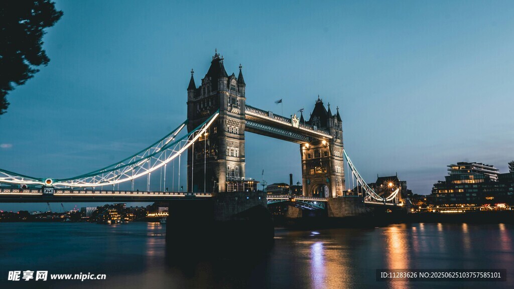 倫敦塔橋夜景風(fēng)光