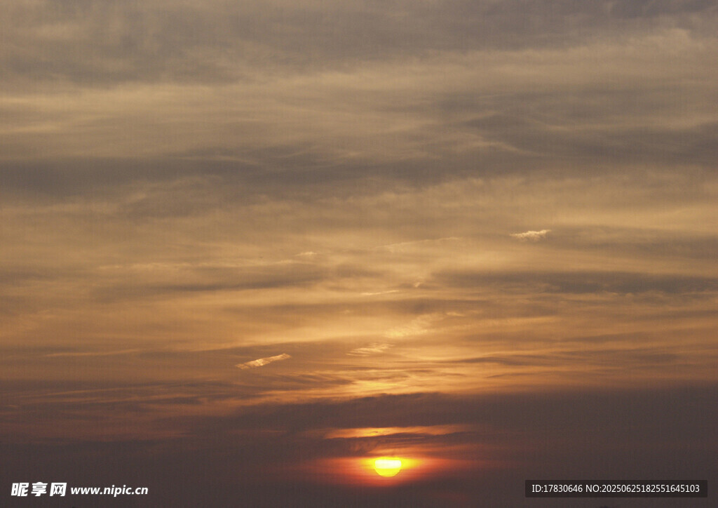 夕陽西下天空美景