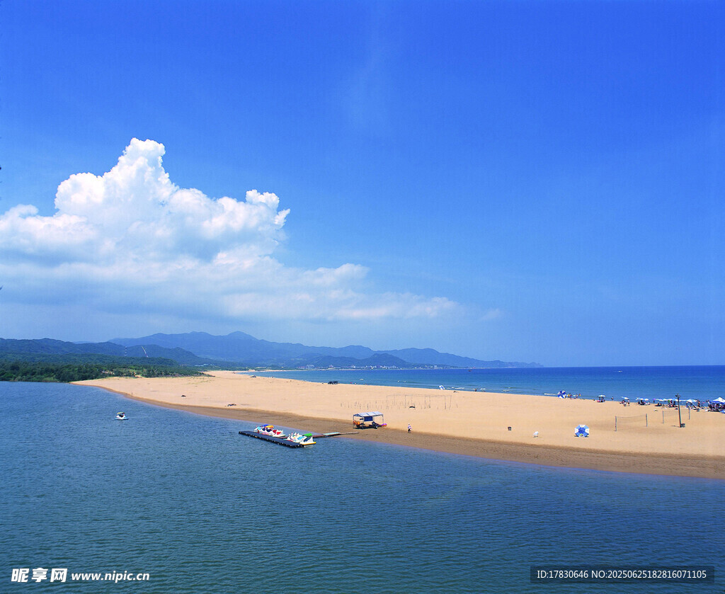碧海藍天沙灘美麗風(fēng)光