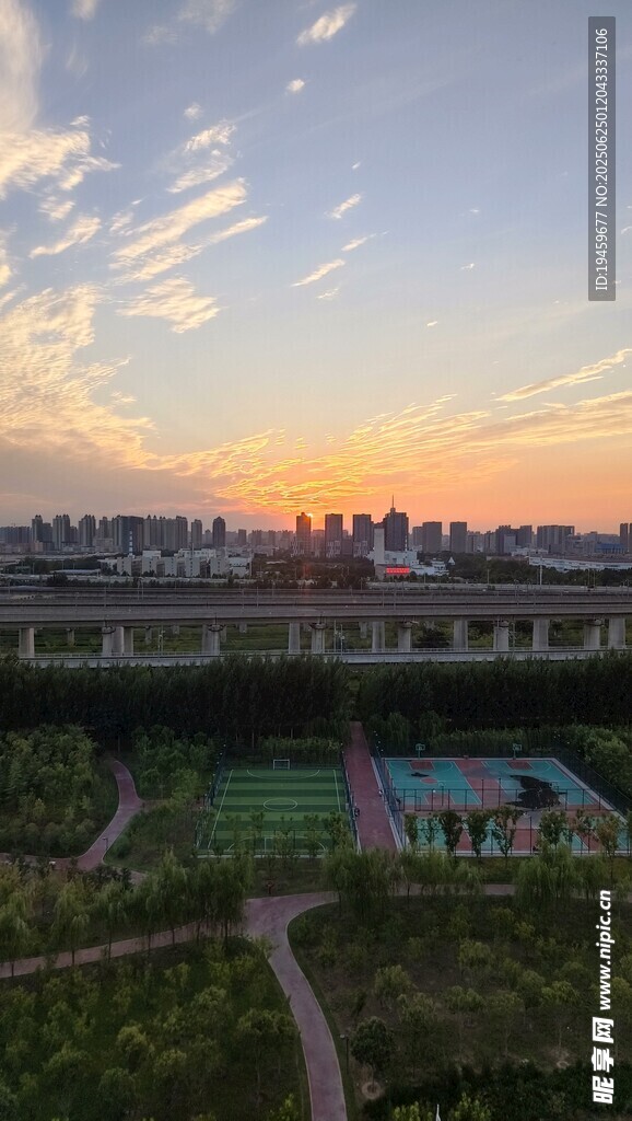 夕陽城市景觀