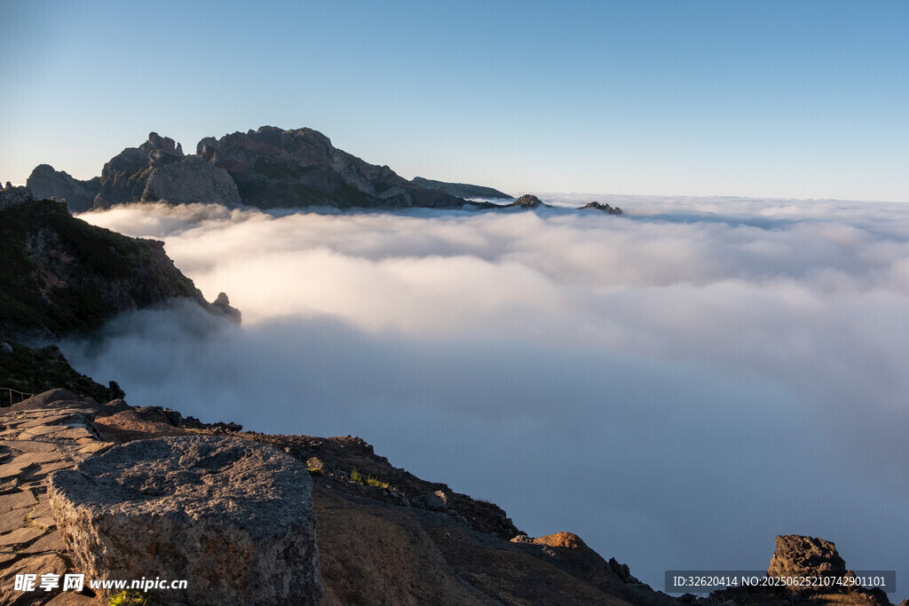 高山云海壯麗景觀