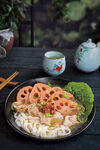 蓮藕豬肉粉