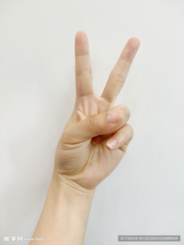 手比耶字手勢