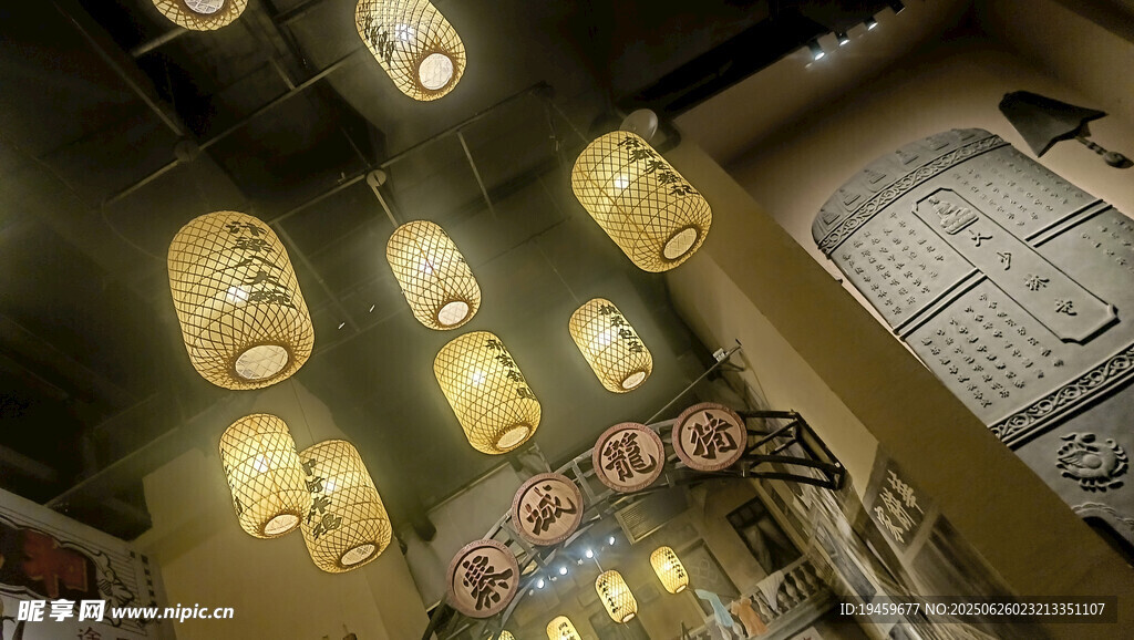  電影小鎮(zhèn)室內(nèi)燈籠